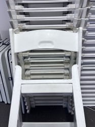 image1 1757987834 Budget Americana Chair